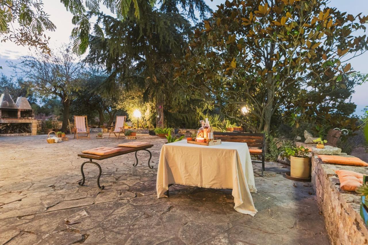 Trulli Country House Carla'S Secret كاستيلانا غروتي المظهر الخارجي الصورة
